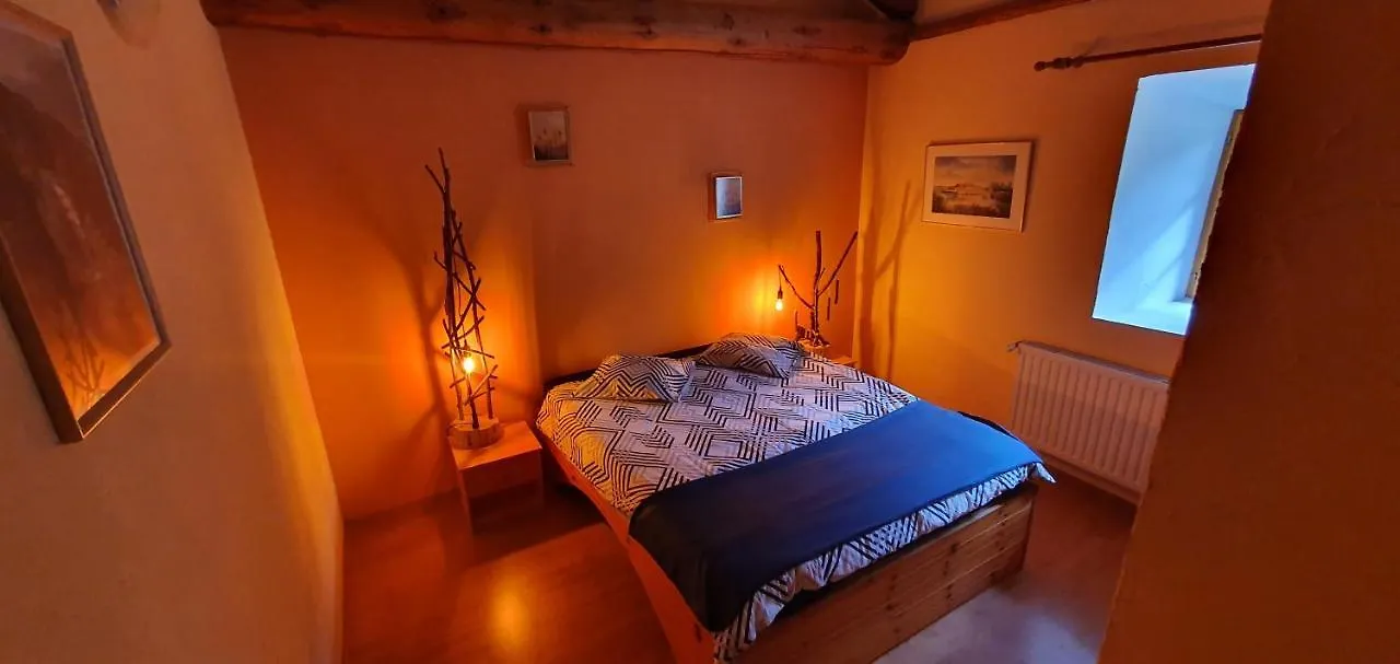 Bed & Breakfast Aux Etoiles De Moranges Bed and Breakfast Saint-Germain-l'Herm Frankrijk